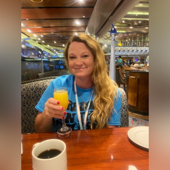 Meet your Posher, Jennifer - Picture 10 of 17